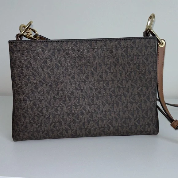 Michael Kors Bag - Picture 4 of 7